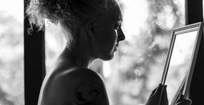 Fotógrafos se reúnem para celebrar a feminilidade no Projeto 3por3