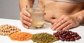 Suplemento de colágeno ou proteína natural? O que realmente ajuda a firmar a pele