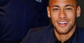 Você reparou que os dentes do Neymar Jr. mudaram?