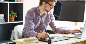 Sonha em trabalhar de casa? Conheça 6 profissões ideais!