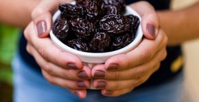 Descubra a fruta que regula o intestino e fortalece os ossos