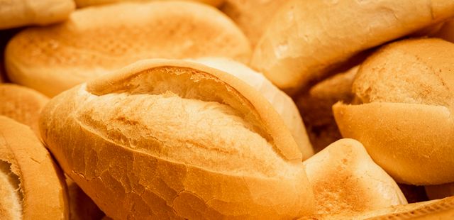 Pão francês caseiro: fresquinho e fácil de fazer todos os dias