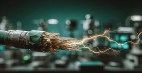Cientistas conseguem teletransporte quântico por meio de fibra óptica com tráfego de internet real