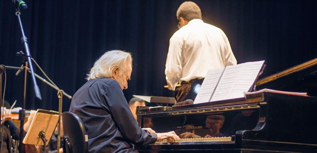 João Carlos Martins em homenagem a Heitor Villa-Lobos
