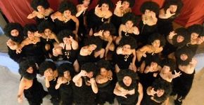 Cia. Refúgio de Atuadores brinca com clássicos infantis na peça “Feliz Para Sempre”