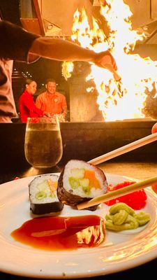 Jantar no asiático Zen dá show com chefe que prepara a comida na sua frente