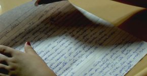 Menina de 13 anos relata abuso por padrasto em carta a Papai Noel