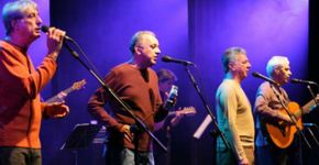 MPB4 abre show do concurso musical Brasil Vocal