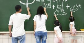 9 em 10 brasileiros gostariam de ter aprendido sobre finanças na escola