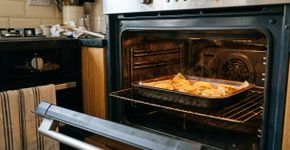 Por que o forno continua quente mesmo depois de desligado? O que acontece nesse momento