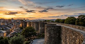 A cidade fenomenal para comer muito bem e passear por uma muralha de dois mil anos: Patrimônio Mundial da UNESCO e um diamante da arquitetura militar