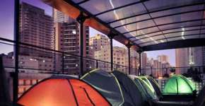 Em São Paulo é possível acampar no topo de um prédio