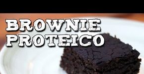 Aprenda a fazer um brownie proteico, sem lactose e sem glúten