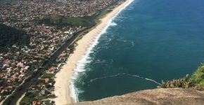 Trilha na Pedra do Elefante, em Niterói