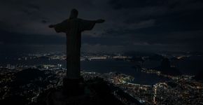 Fotos da Hora do Planeta 2026: monumentos globais são apagados simultaneamente em alerta contra a crise climática