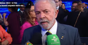 Lula usa broche que pode ser interpretado como uma indireta a Bolsonaro; entenda