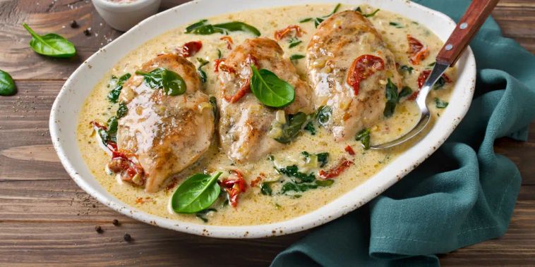 Featured main: Tem filé de frango em casa? Faça essa receita proteica com molho para o jantar