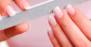 Será que você sabe lixar as suas unhas do jeito certo?