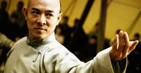 Jet Li aparece debilitado na China e preocupa fãs
