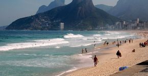 Praia de Copacabana tem atividades físicas gratuitas