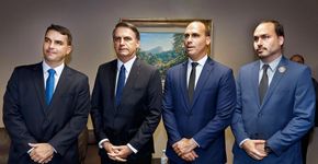 Famílias que assessoram Bolsonaros receberam R$ 65 mi, diz revista