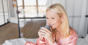 Metabolismo na menopausa: 3 chás que ajudam ativar o gasto energético