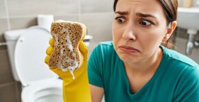 Muita gente não entende por que não se deve usar esponja de cozinha para limpar o banheiro