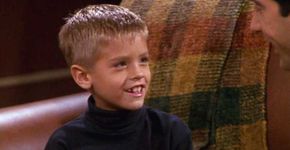 Saiba como está Ben, filho de Ross, Carol e Susan em ‘Friends’