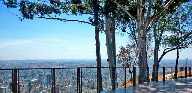 5 mirantes para se encantar com a paisagem de Belo Horizonte