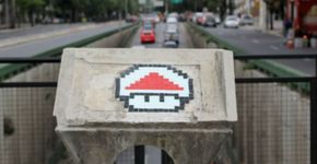 8-Bitch Project: casal leva ícones dos games para as ruas
