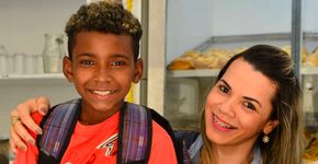 Em troca de boas notas, dona de padaria oferece lanche