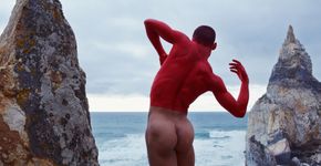 Fotógrafo captura imagens de dançarinos nus em paisagens naturais