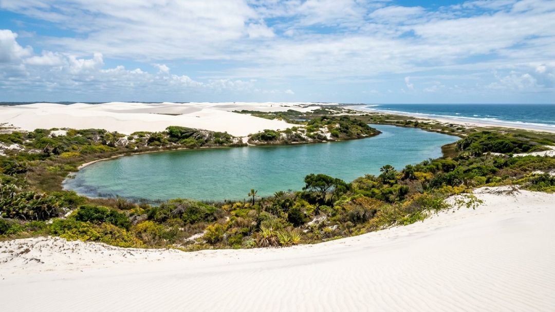 A prática de um turismo regenerativo fortalece a integridade deste patrimônio natural brasileiro.