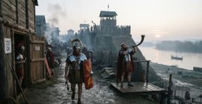 Marco Úlpio, legionário romano: “Soa a corneta, um novo dia começa nas fortificações do Danúbio para as legiões de Roma.”