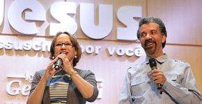 Após polêmica, palestrante da ‘Cura gay’ responderá na Justiça