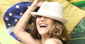 Maria Rita se dedica ao samba em seu terceiro álbum