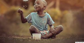 Com lindas imagens, fotógrafo registra magia da infância