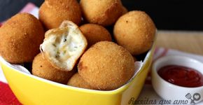 Aprenda a fazer bolinha 2 queijos com massa de batata