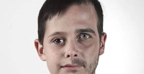 Série fotográfica mistura os rostos de parentes parecidos