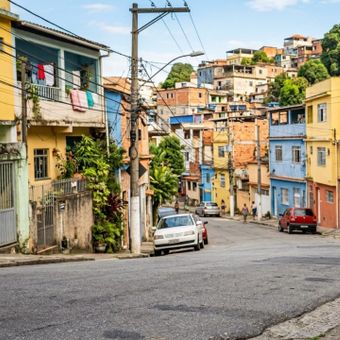 Featured mobile: Subir ladeiras fortalece pernas e condicionamento físico, mas os resultados dependem mais da regularidade do que da inclinação