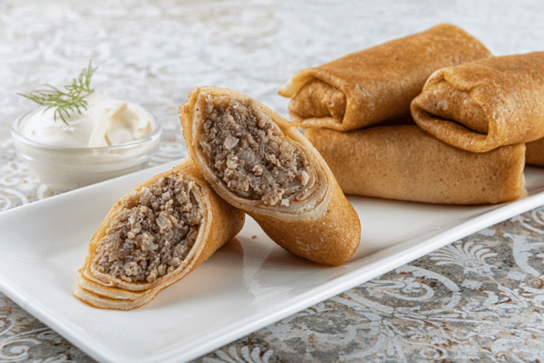 Panqueca recheada com carne moída (Imagem: niindo | Shutterstock)
