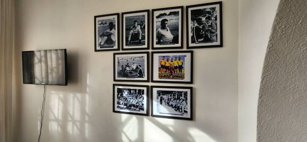 Mural de fotos da seleção brasileira que se hospedou no hotel 
