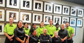 Sinais de sabores: com garçons surdos, restaurante oferece experiência inspiradora no Canadá