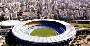 Cidades onde não passar pelo estádio é quase uma ofensa