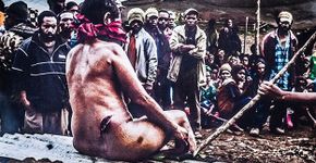 Em Papua-Nova Guiné, mulheres acusadas de bruxaria ainda são perseguidas e mortas