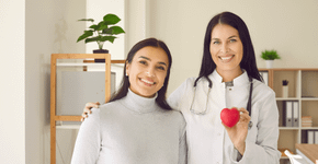Não é só dor no peito: 4 sintomas de doenças cardiovasculares nas mulheres