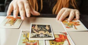 Tarot do dia: previsão para os 12 signos em 19/04/2026