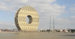 China inaugura edifício em formato de rosquinha