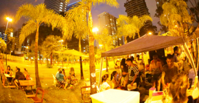 Churrascão e samba tomam conta de praça em frente ao Jardim Edite