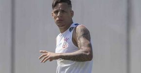 Guilherme Arana, do Corinthians, pede desculpa por foto íntima